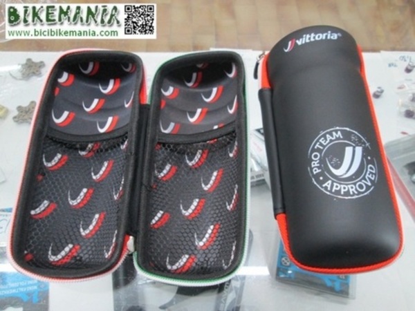 Bolsa bidon Vittoria Multiusos Zip Case
