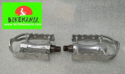 Pedal clasico carretera rosca M14